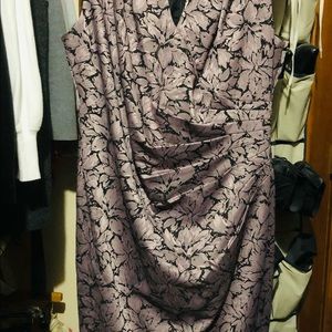 Adrianna Papell mid length dress size 18 women